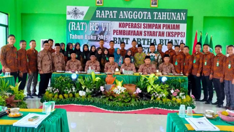 RAT KE VII BMT Artha Buana Metro Serahkan 185 Juta Ke PCNU Metro